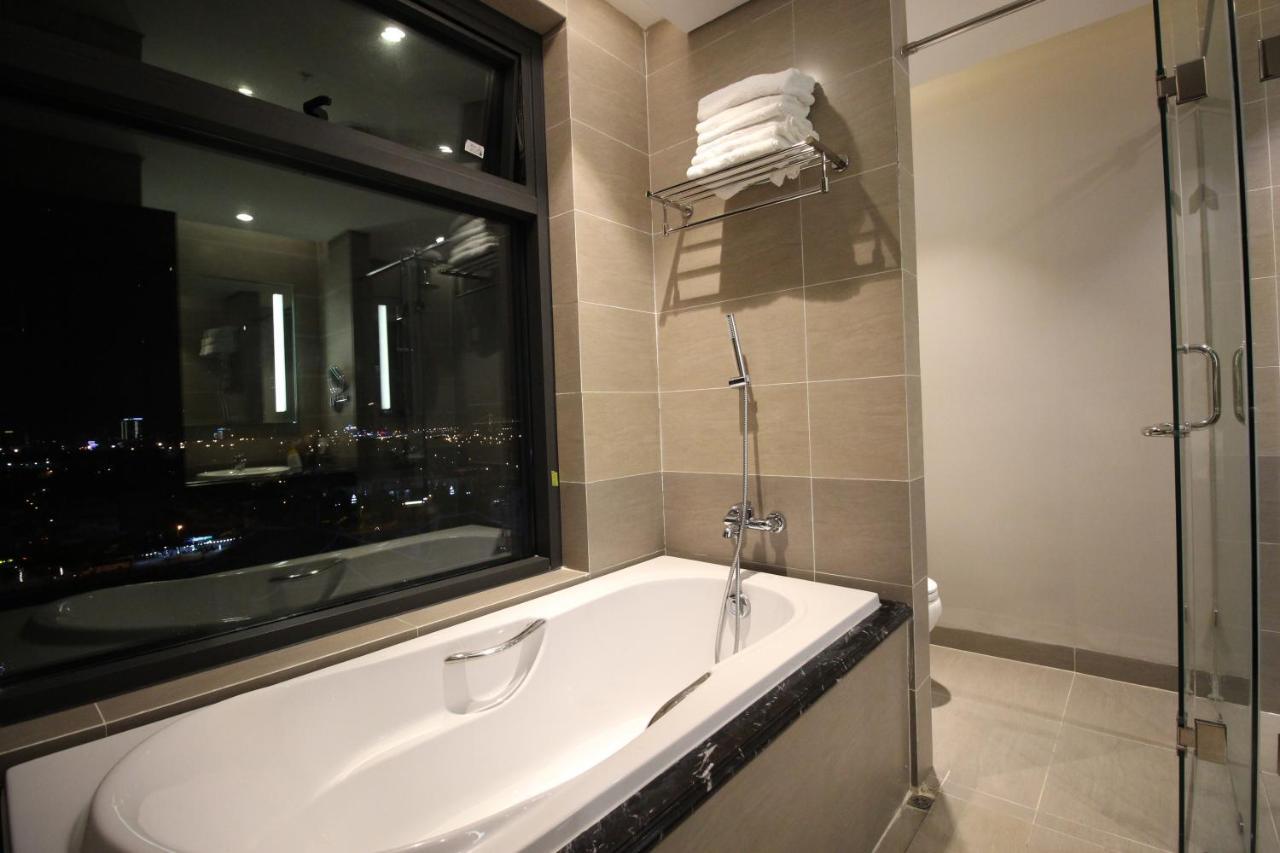 Luxury Neo-Classic Condo Da Nang Bagian luar foto